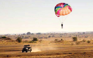 Parasailing at Jaisalmer